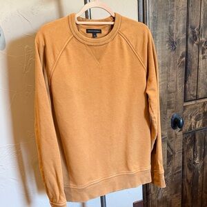 Banana Republic Men's Crewneck Sweatshirt in Warm Mustard